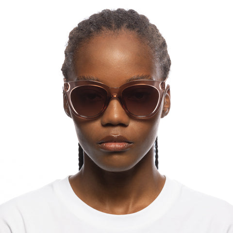 Le Specs Resumption Putty Female Cat-Eye Sunglasses | Eyewear Index