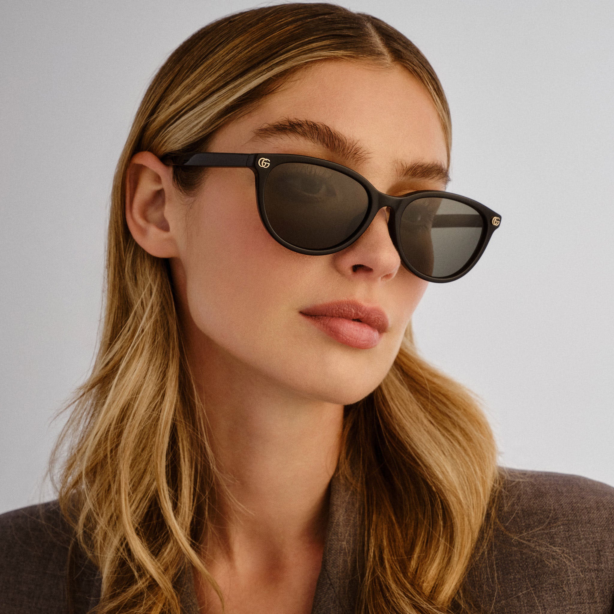 Gucci Gg1818sk Black Female Round Sunglasses | Eyewear Index