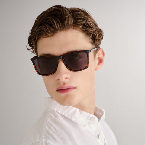 Le Specs Tweedledum Matte Tort Matte Black Male D-Frame Sunglasses | Eyewear Index