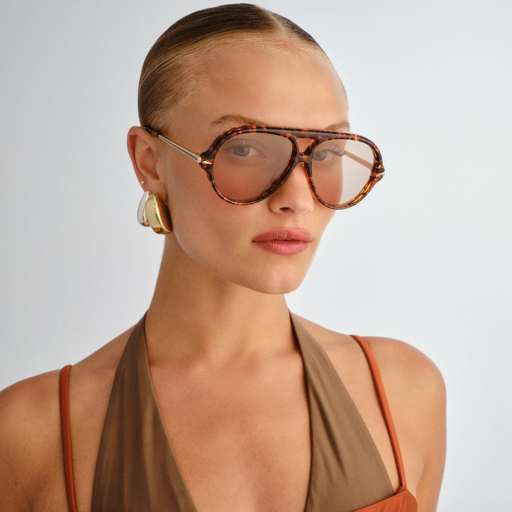 Le Specs Numero Once Mottled Tort Female Aviator Sunglasses | Eyewear Index