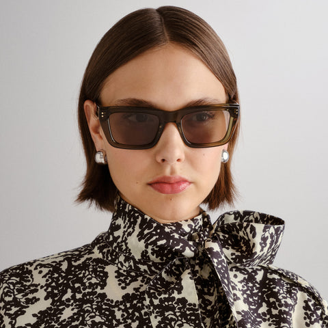 Oroton Hanna Dark Olive Female D-Frame Sunglasses | Eyewear Index