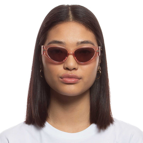 Le Specs Scorpius Ridge Pink Female Cat-Eye Sunglasses | Eyewear Index