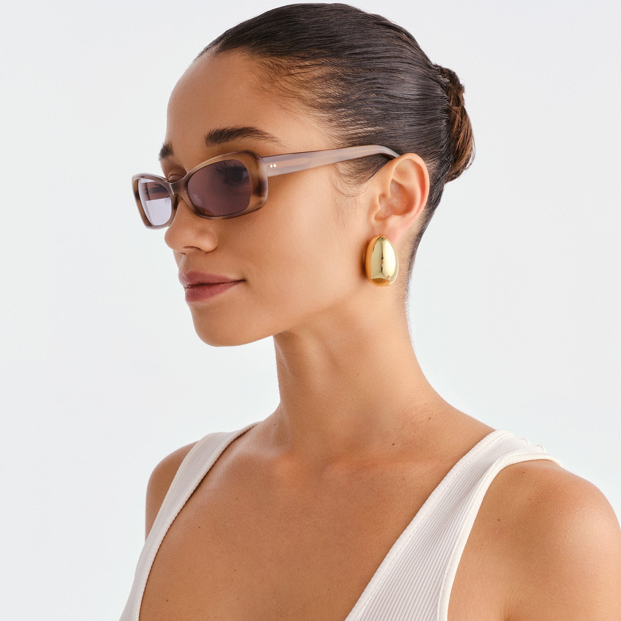 Luv Lou The Suki Smokey Haze Female Rectangle Sunglasses | Eyewear Index