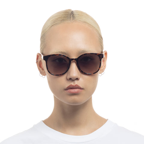 Aire Crux Dark Tort Female Round Sunglasses | Eyewear Index