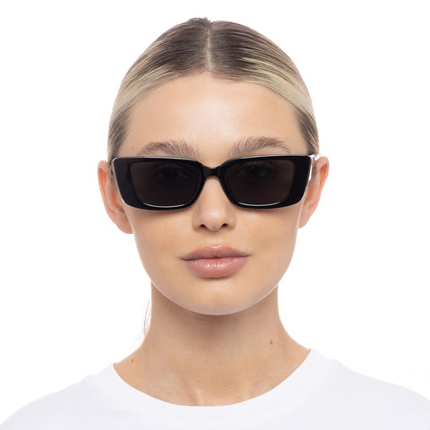 Aire Novae Black Uni-Sex Cat-Eye Sunglasses | Eyewear Index