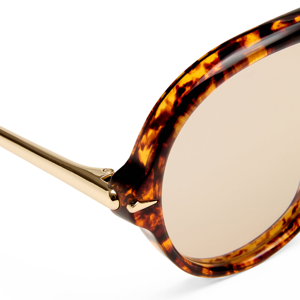 Le Specs Numero Once Mottled Tort Female Aviator Sunglasses | Eyewear Index