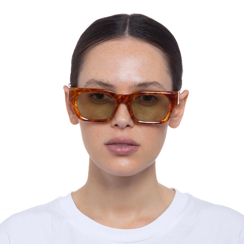 Le Specs Shmood Amber Haze Uni-Sex Rectangle Sunglasses | Eyewear Index