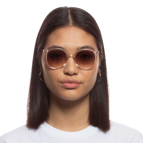 Le Specs Mombasa Sand Female Round Sunglasses | Eyewear Index