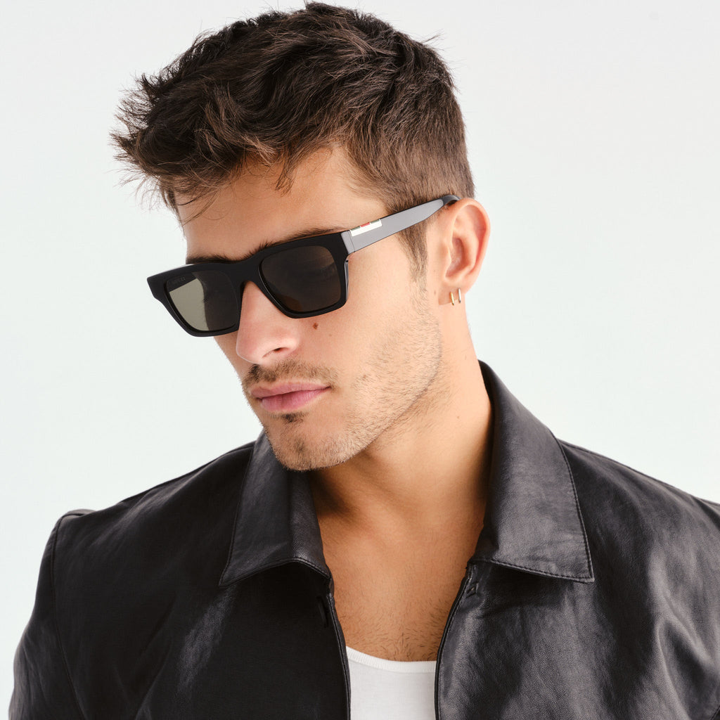 Gucci Gg1889s Black Male Rectangle Sunglasses | Eyewear Index