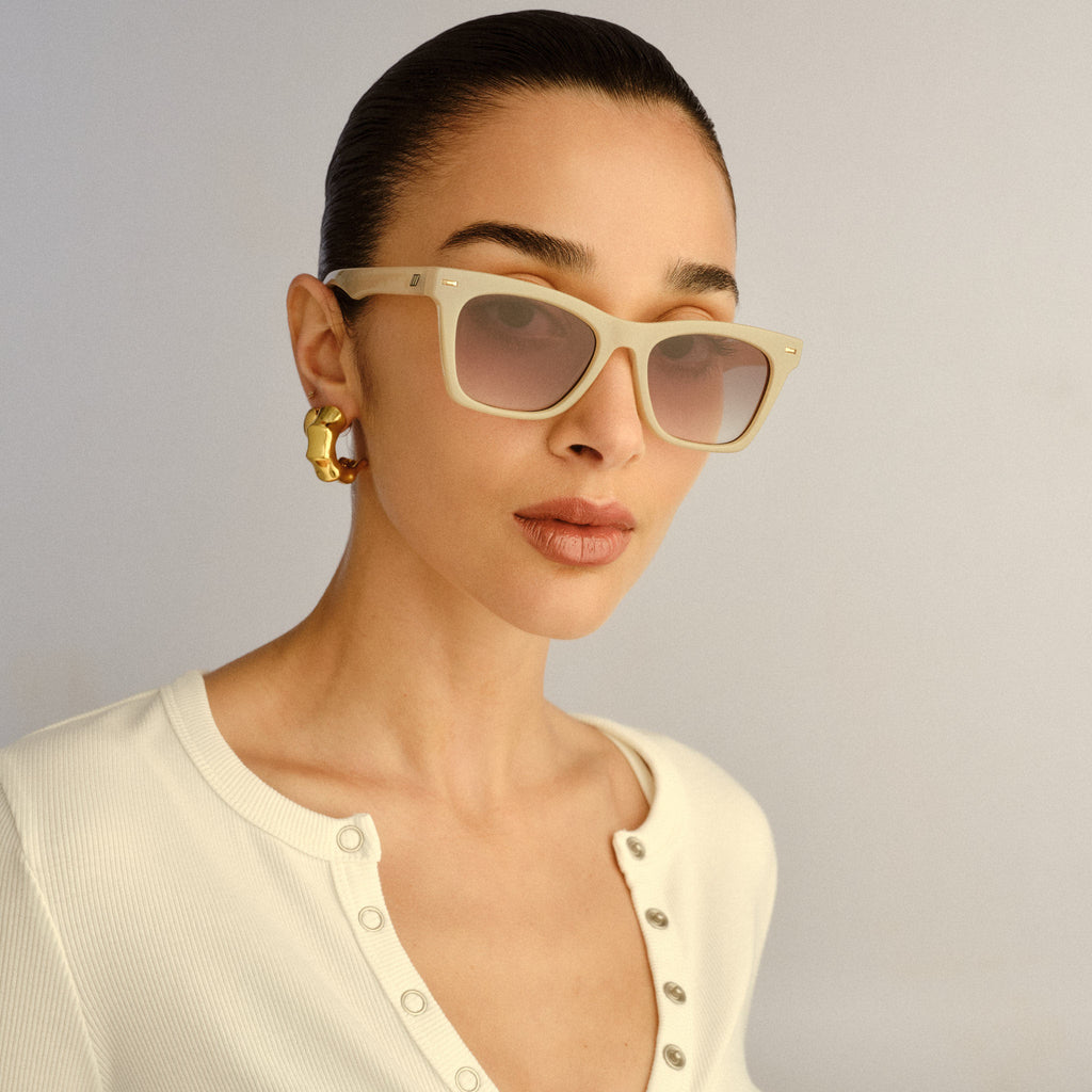 Le Specs Chante Ivory Female D-Frame Sunglasses | Eyewear Index