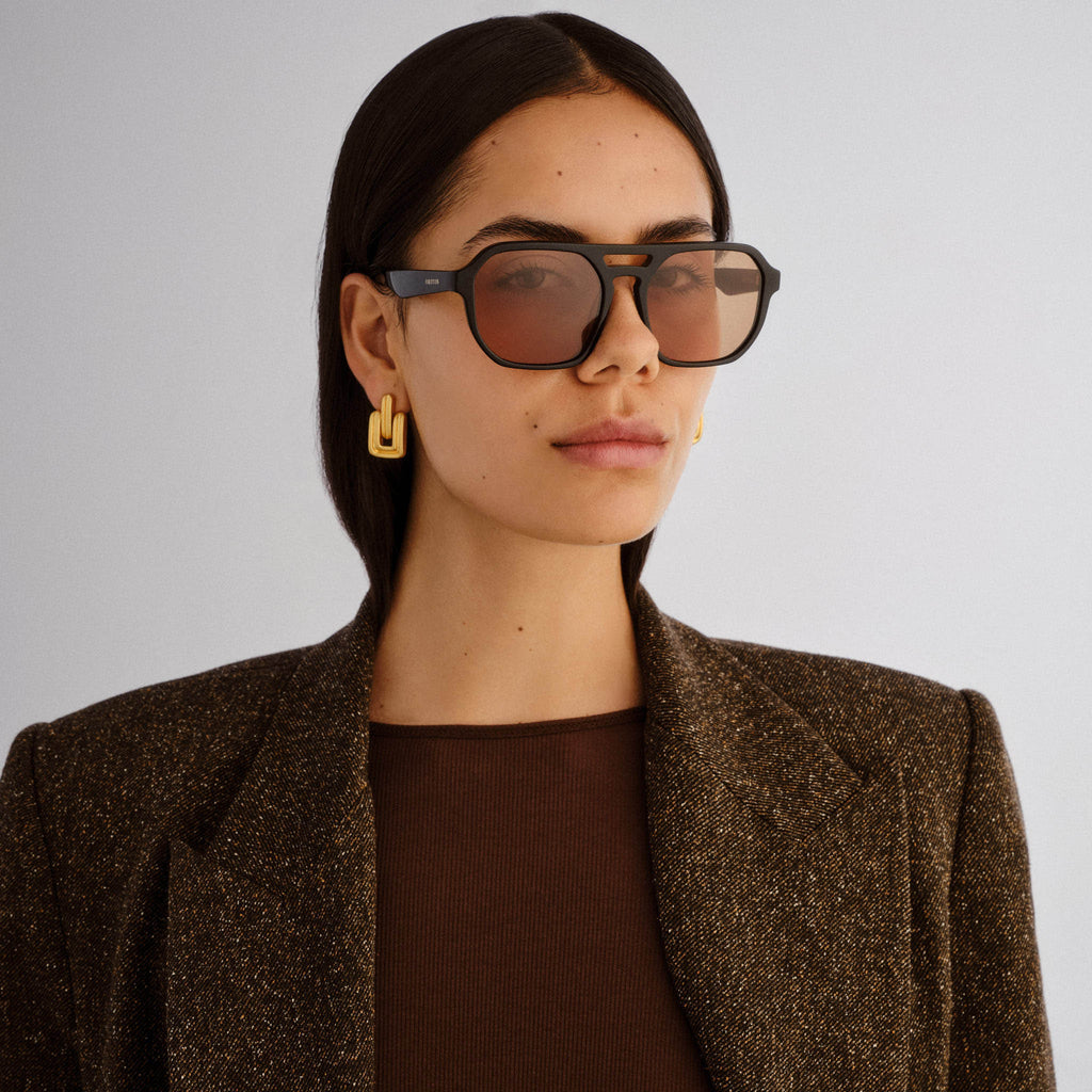 Oroton Sailor Black Female Aviator Sunglasses | Eyewear Index