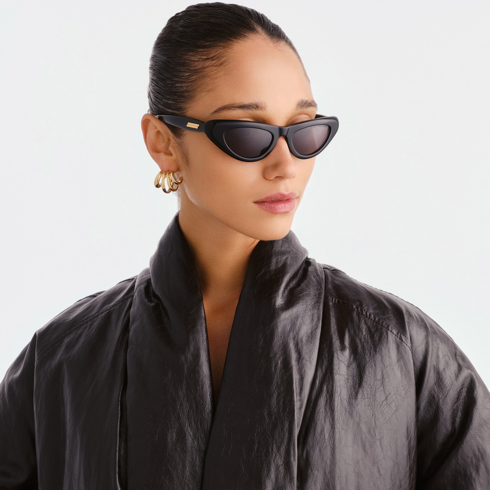 Bottega Veneta Bv1450s Black Female Cat-Eye Sunglasses | Eyewear Index