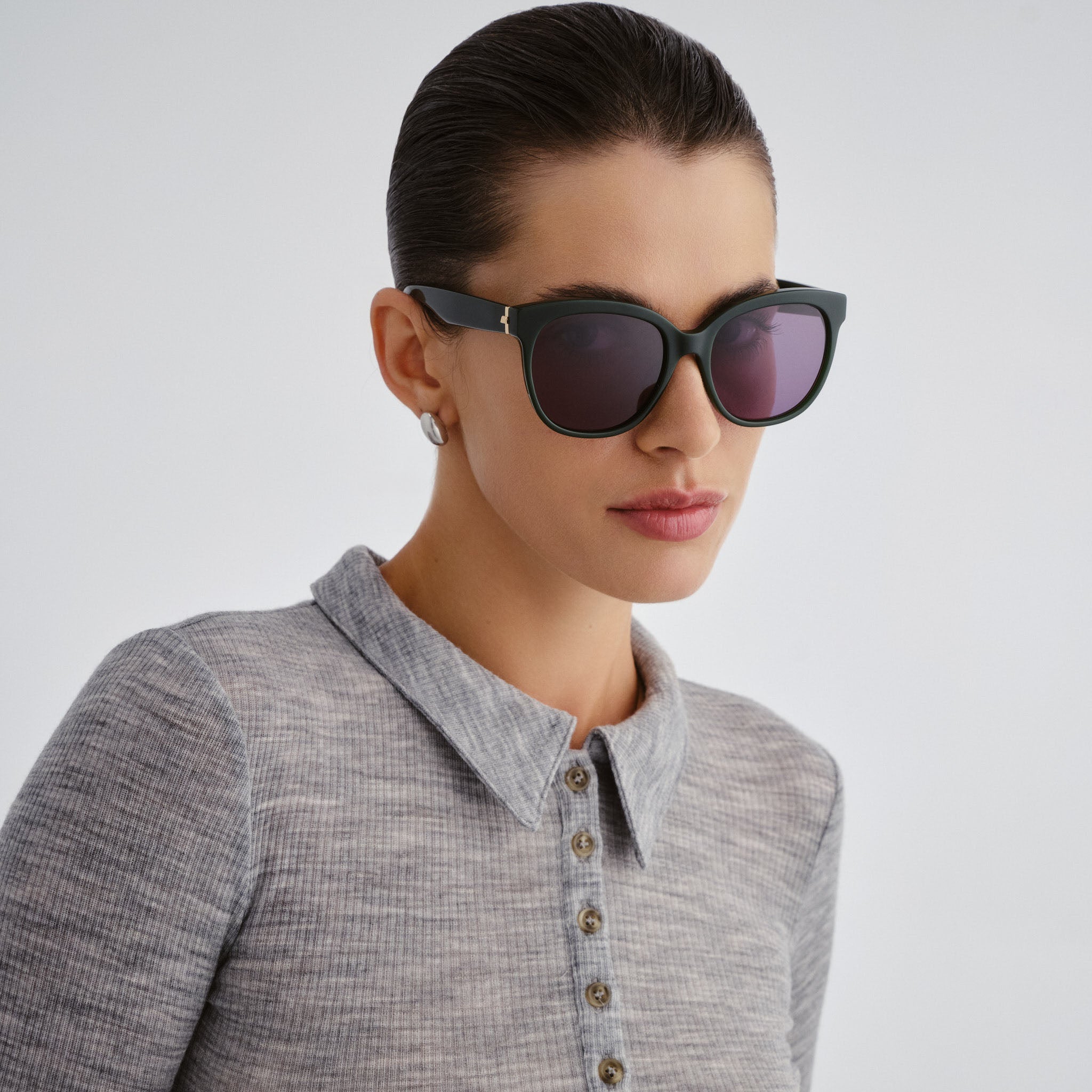 Le Specs Maiden Deep Green Female Square Sunglasses | Eyewear Index