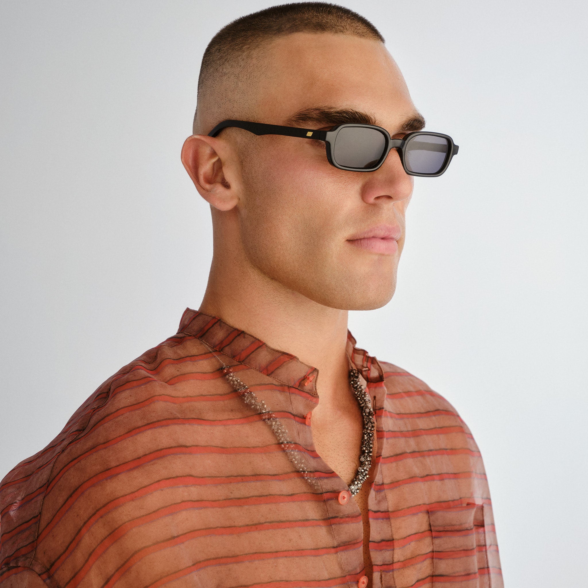 Le Specs Pilferer Black Uni-Sex Rectangle Sunglasses | Eyewear Index