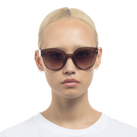 Le Specs Capacious Chocolate Female Round Sunglasses | Eyewear Index