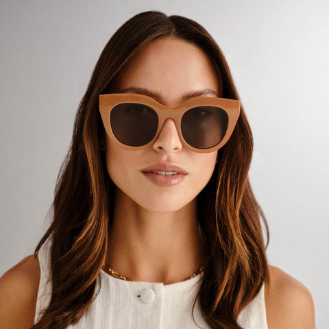 Le Specs Air Heart Caramel Female Cat-Eye Sunglasses | Eyewear Index