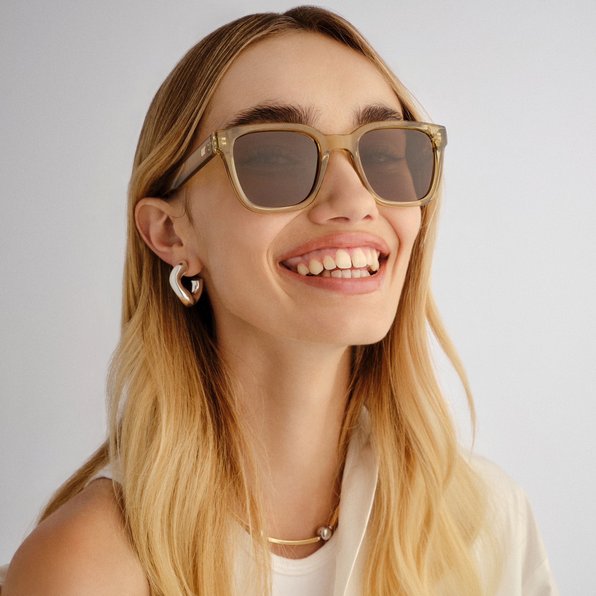 Le Specs Elixir Whiskey Uni-Sex Square Sunglasses | Eyewear Index