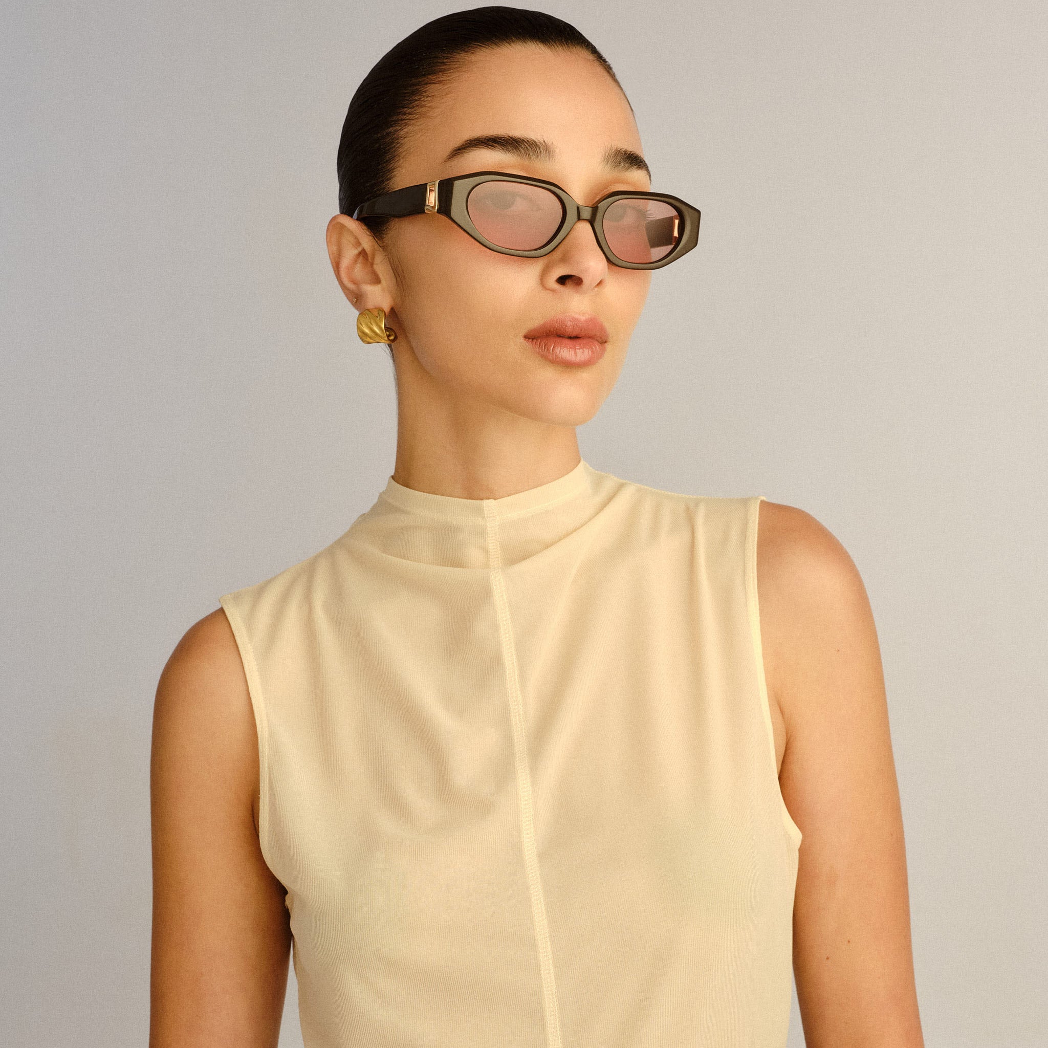 Luv Lou The Freddie Dark Chocolate Female Oval Sunglasses | Eyewear Index