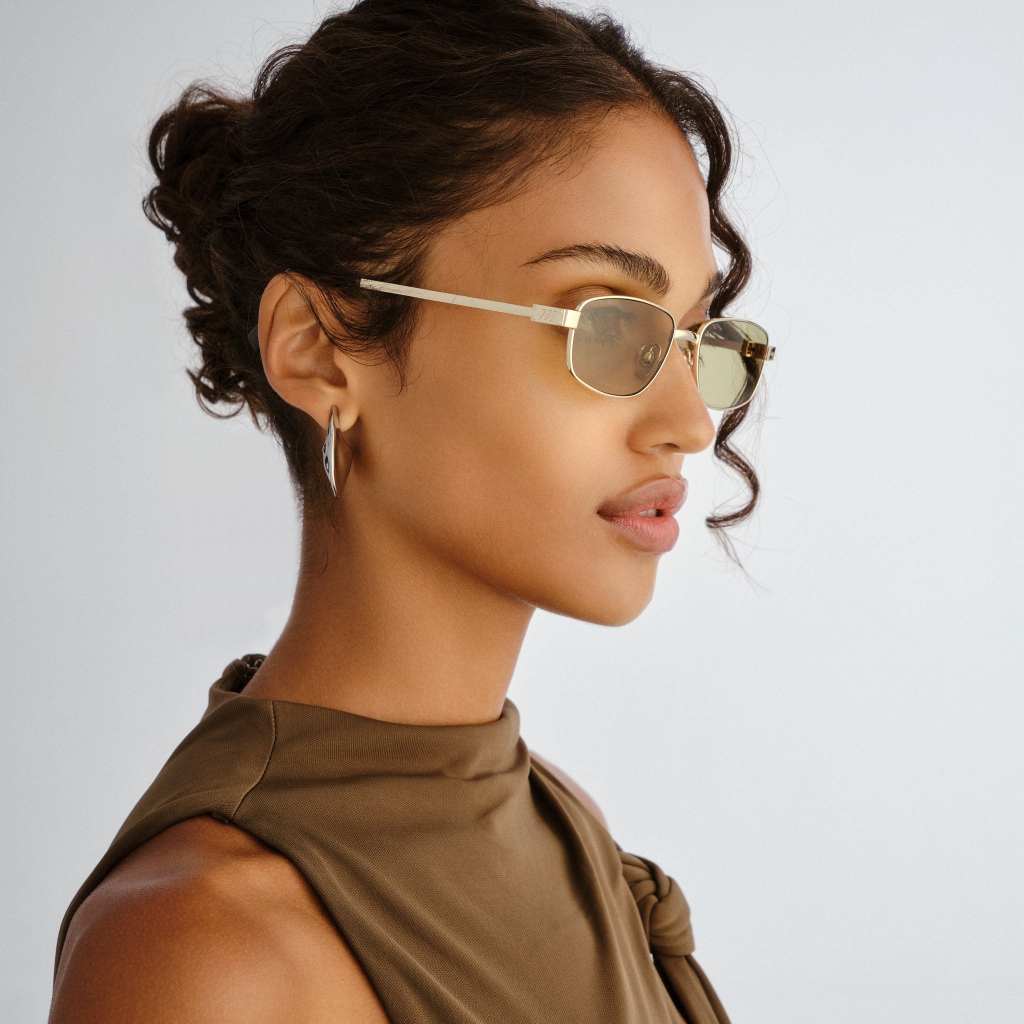 Le Specs Torrid Gold Uni-Sex Rectangle Sunglasses | Eyewear Index
