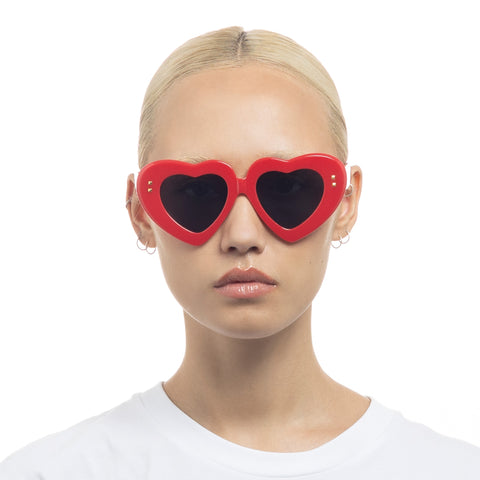 Aire Venus Red Female Round Sunglasses | Eyewear Index