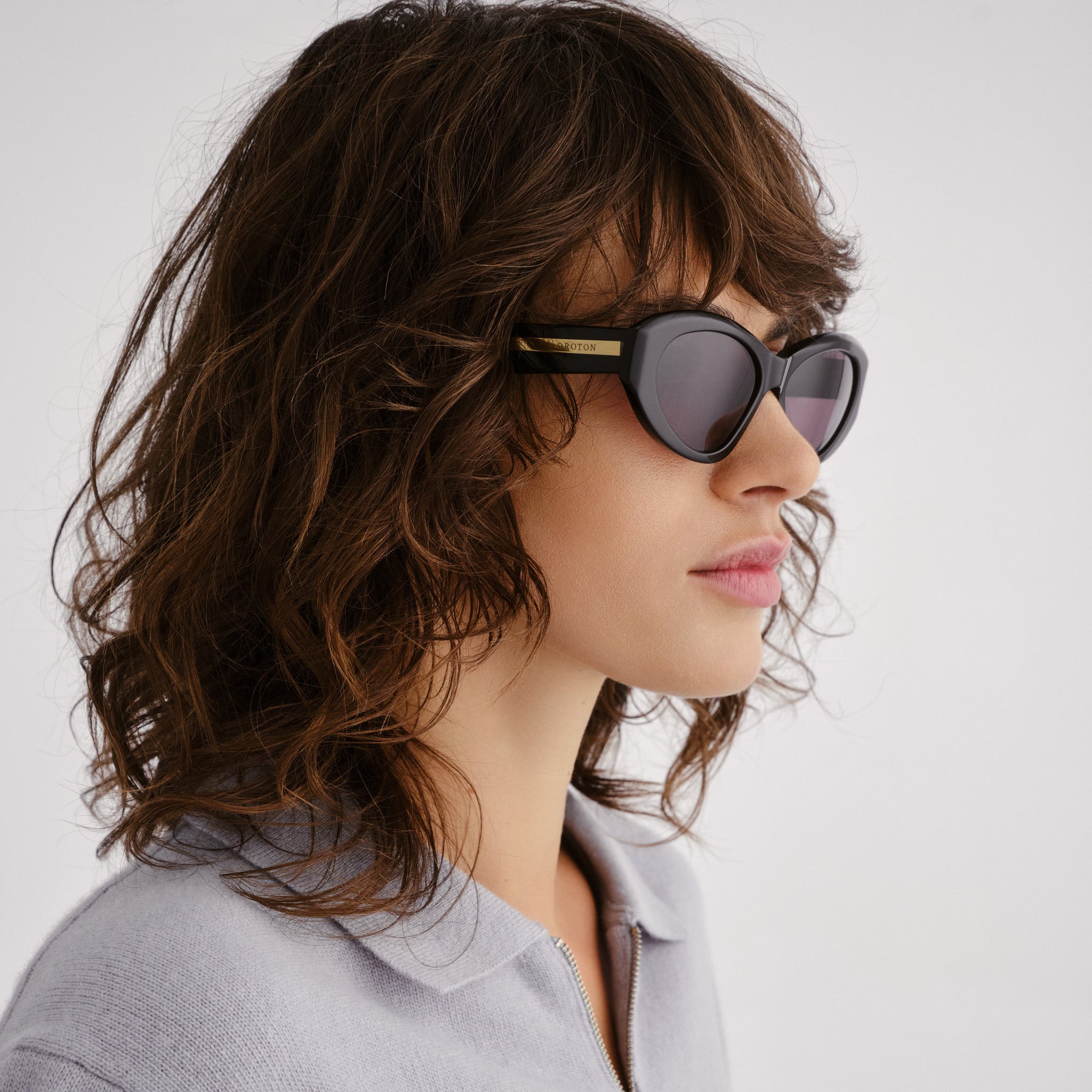 Oroton Remy Black Female Cat-Eye Sunglasses | Eyewear Index