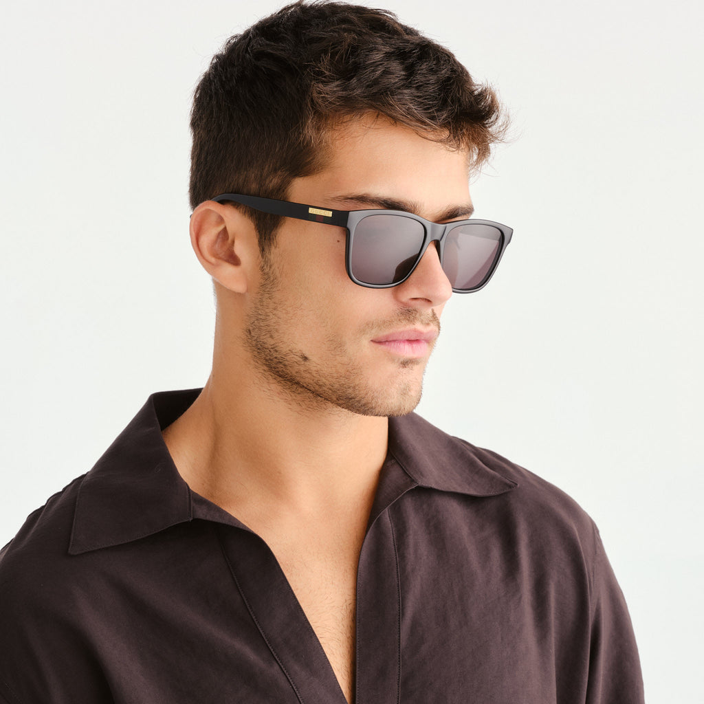 Gucci Gg0746s Black Male Rectangle Sunglasses | Eyewear Index