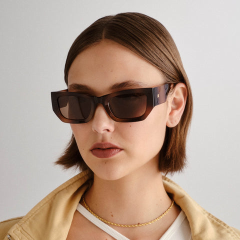 Le Specs Beachcomber Tort Female D-Frame Sunglasses | Eyewear Index