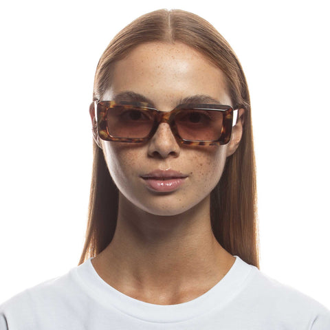 Aire Female Parallax Tort Rectangle Sunglasses