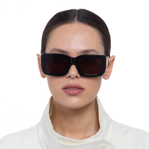 Oroton Female Alice Black Rectangle Sunglasses