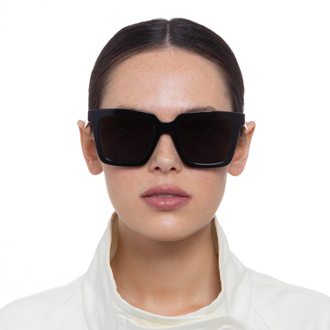 Oroton Female Easton B Black Square Sunglasses