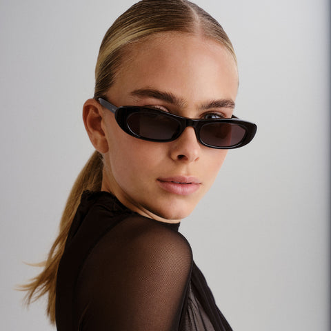 Saint Laurent Female Sl557shade Black Oval Sunglasses