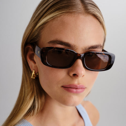 Solarized Uni-sex Slim Y2k Tort Rectangle Sunglasses