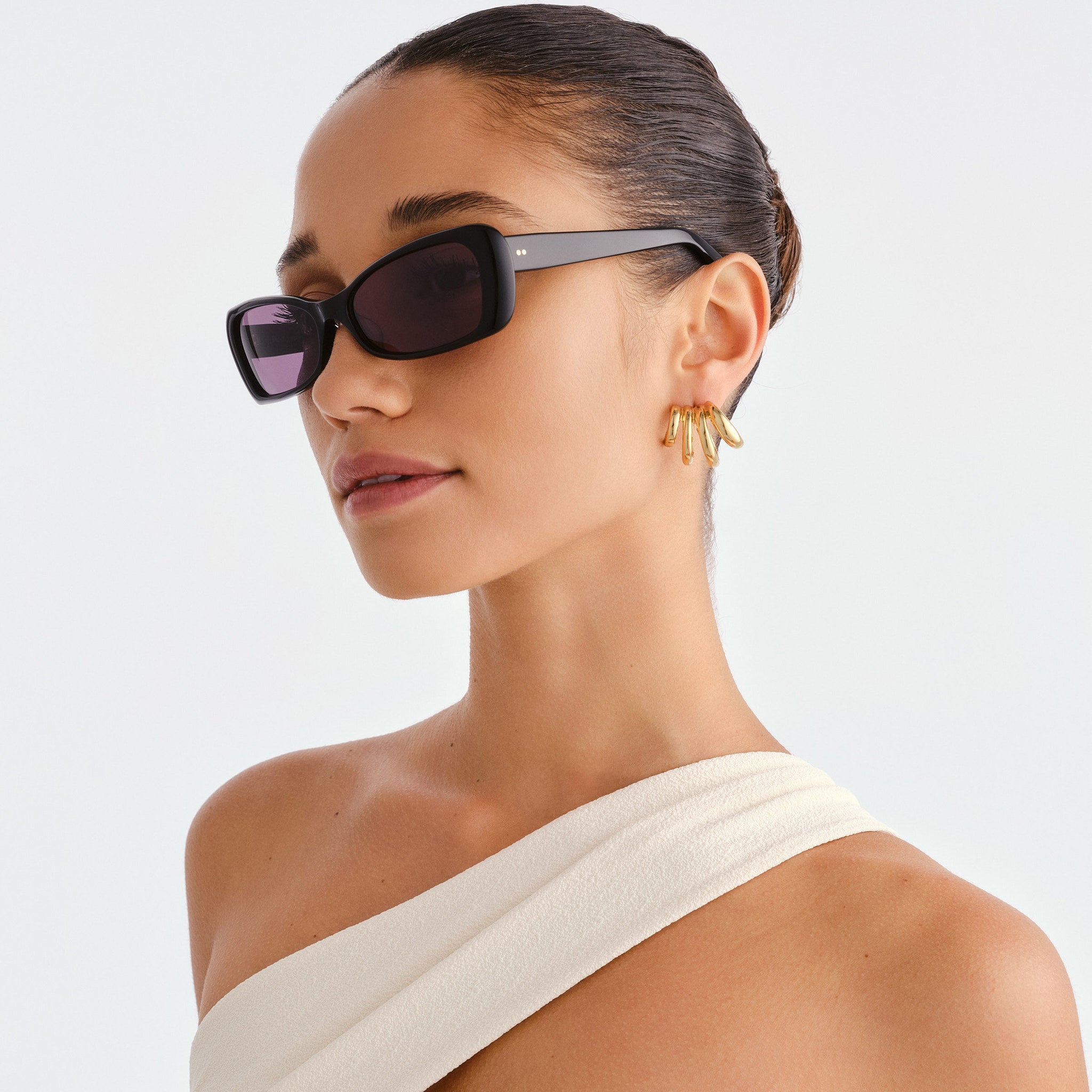 Luv Lou The Suki Black Female Rectangle Sunglasses | Eyewear Index