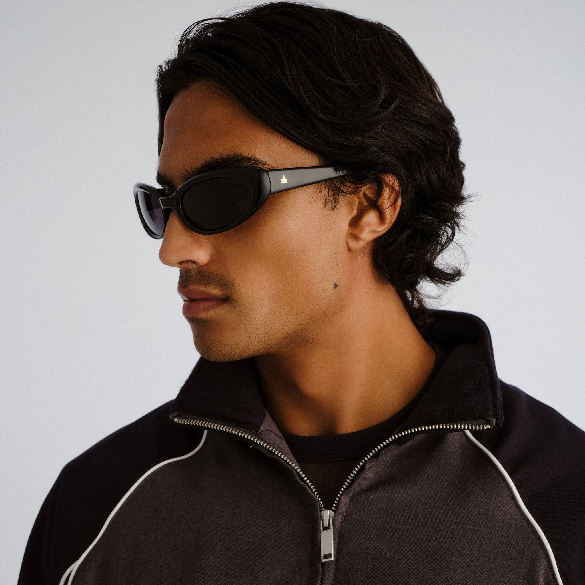 Aire Nimbus Black Uni-Sex Wrap Sunglasses | Eyewear Index
