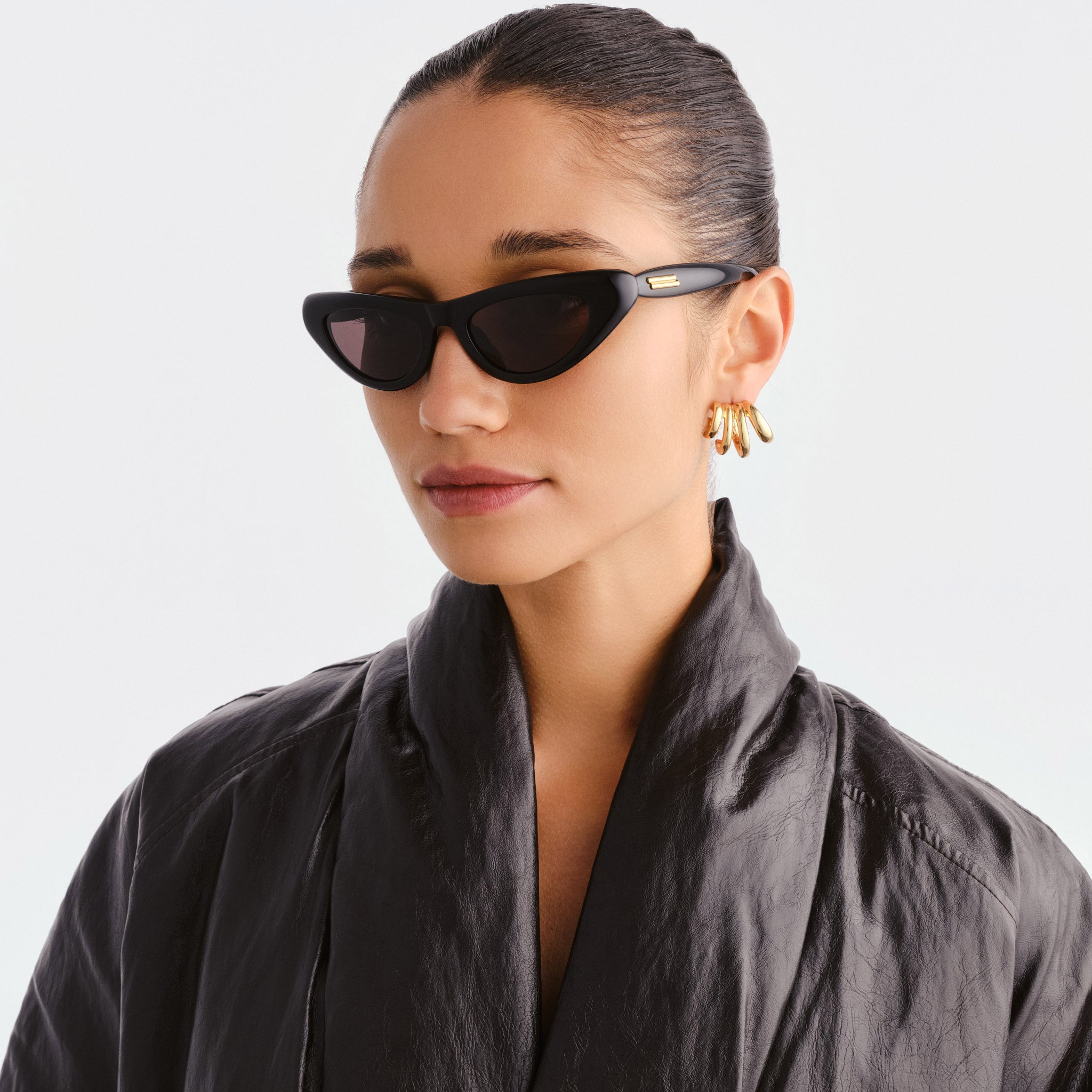 Bottega Veneta Bv1450s Black Female Cat-Eye Sunglasses | Eyewear Index