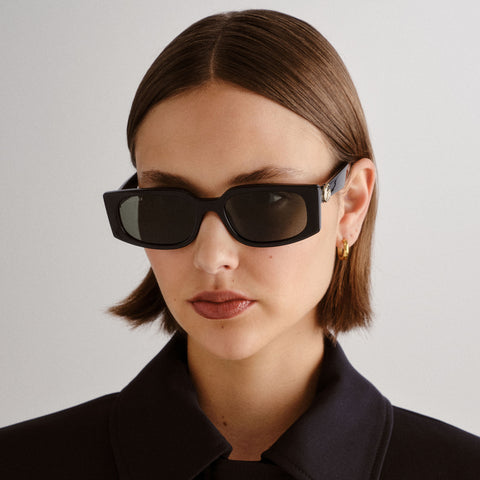 Gucci Gg1534s Black Female Rectangle Sunglasses | Eyewear Index