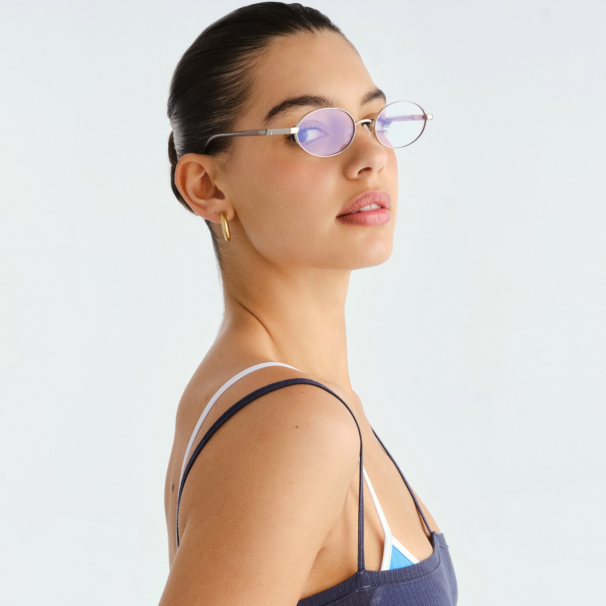 Le Specs Icicle Silver Uni-Sex Oval Blue Light | Eyewear Index