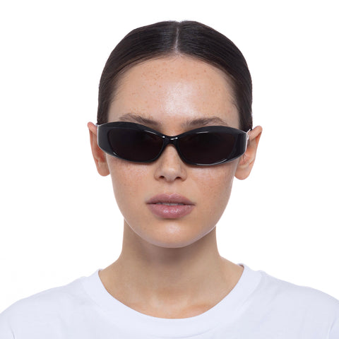 Le Specs Swift Lust Black Uni-Sex Rectangle Sunglasses | Eyewear Index