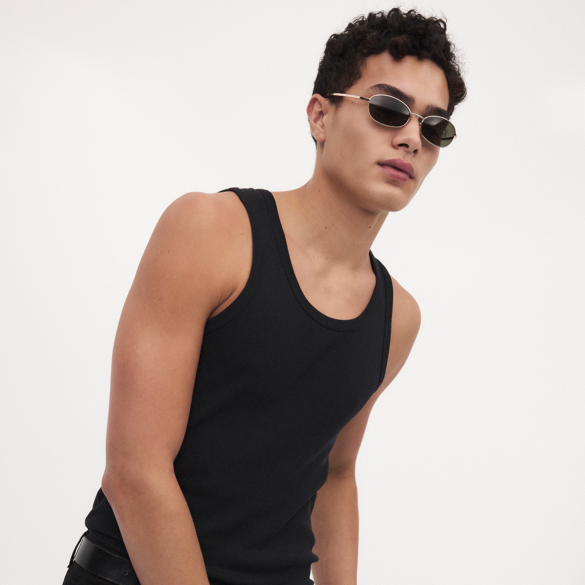 Aire High Beam Gold Amber Tort Uni-Sex Oval Sunglasses | Eyewear Index