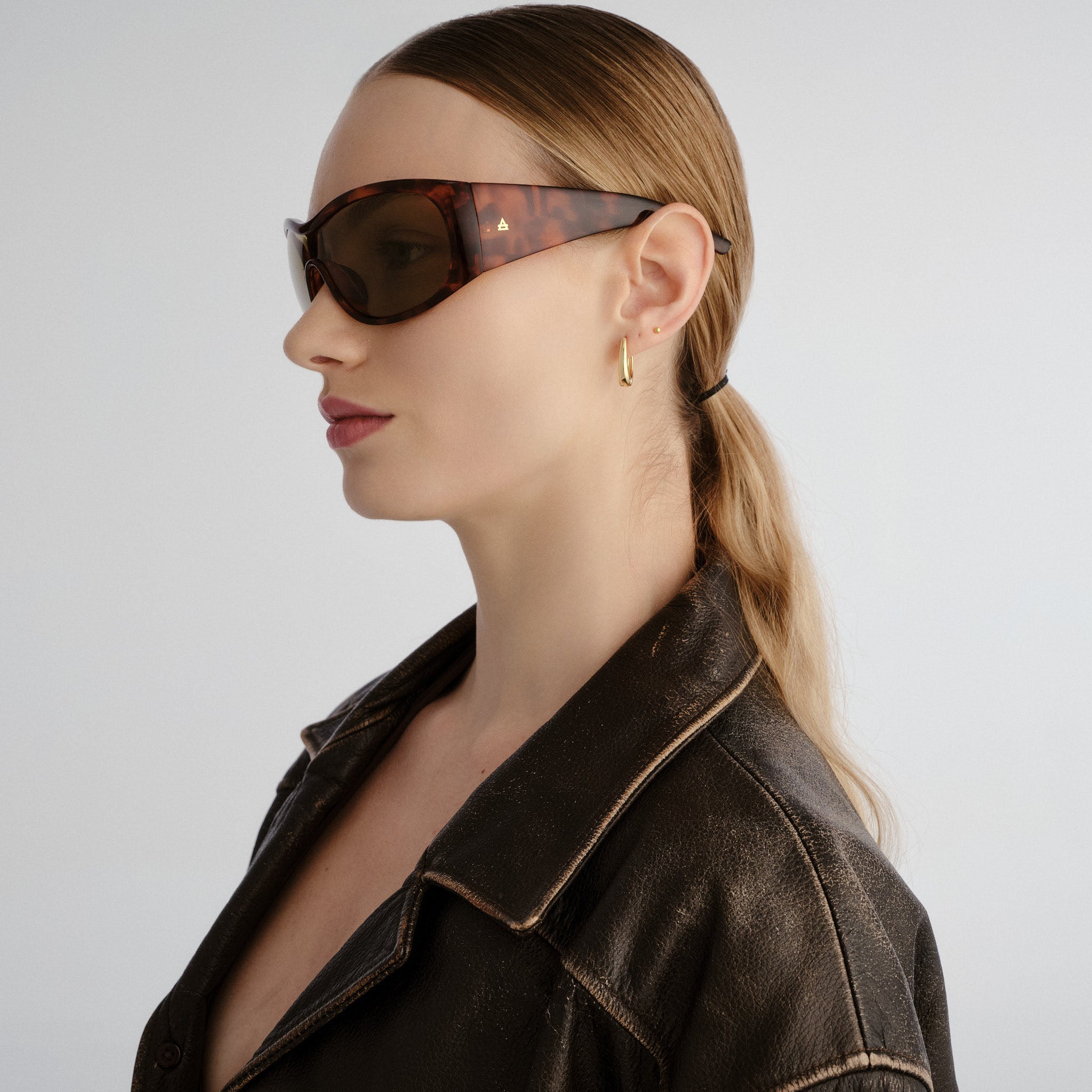 Aire Artemis Dark Tort Uni-Sex Shield Sunglasses | Eyewear Index