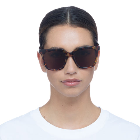 Aire Meteorite Syrup Tort Uni-Sex Square Sunglasses | Eyewear Index