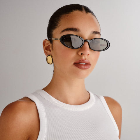 Le Specs Magnifique Black Female Oval Sunglasses | Eyewear Index