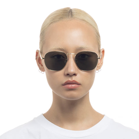 Solarized Round Metal Gold Uni-Sex Round Sunglasses | Eyewear Index