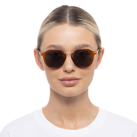 Aire Taures Clay Uni-Sex Round Sunglasses | Eyewear Index