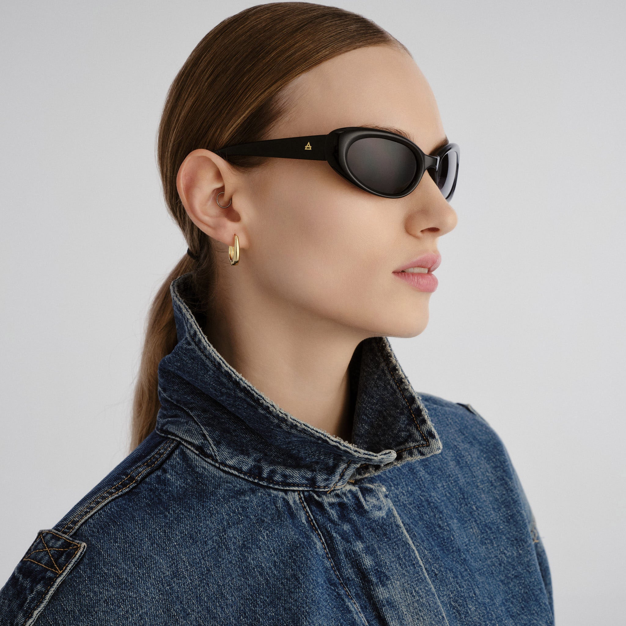 Aire Nimbus Black Uni-Sex Wrap Sunglasses | Eyewear Index