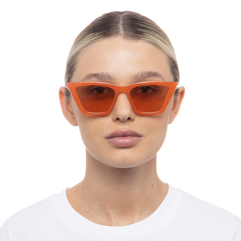 Le Specs Velodrome Edt Ginger Female Cat-Eye Sunglasses | Eyewear Index