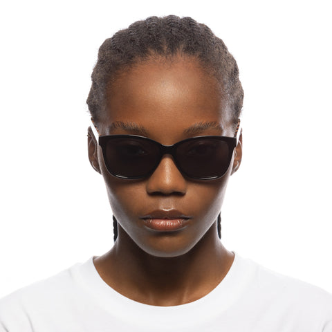 Solarized Modern Cat Black Cookie Tort Female Cat-Eye Sunglasses | Eyewear Index