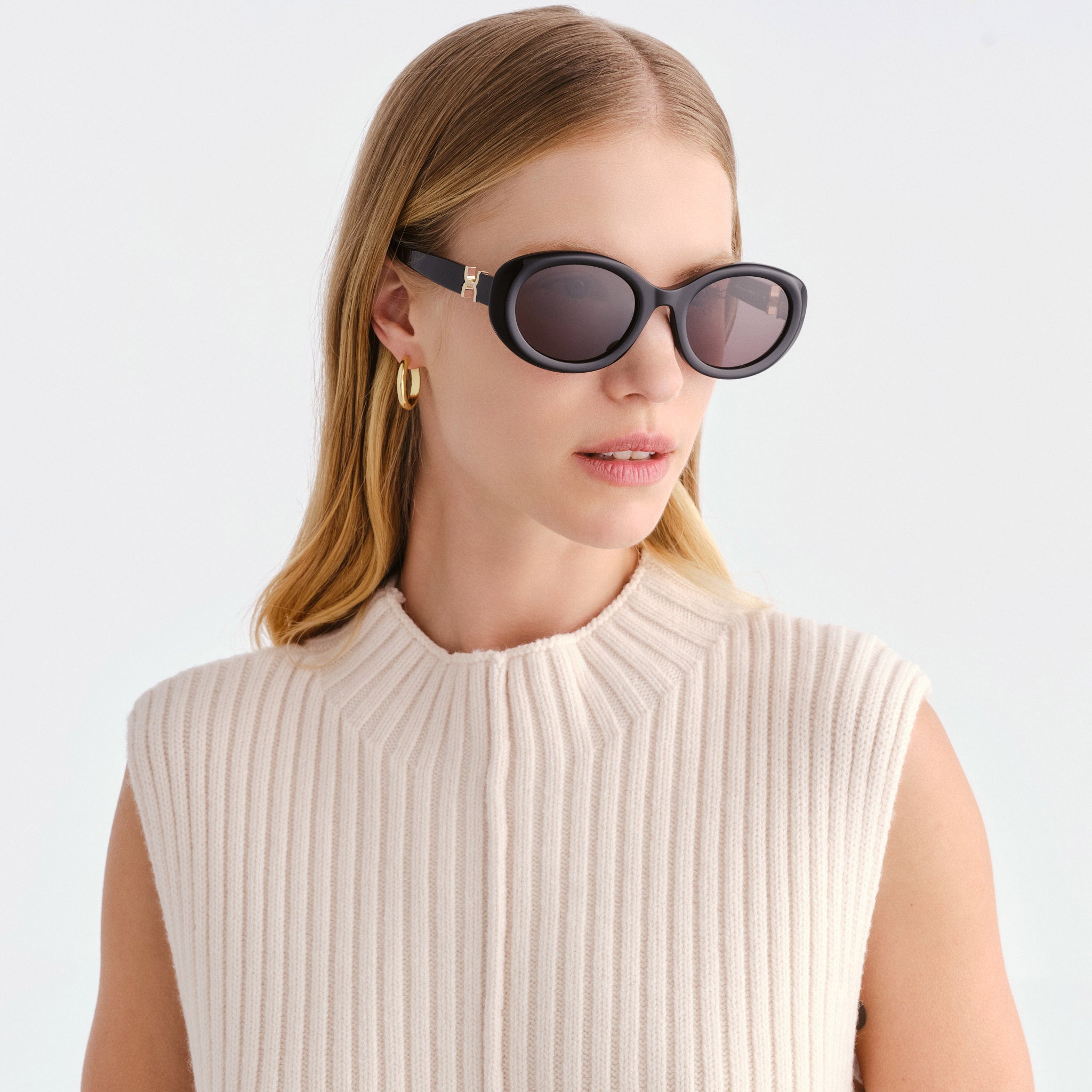 Chloe Ch0323sk Black Female Oval Sunglasses | Eyewear Index
