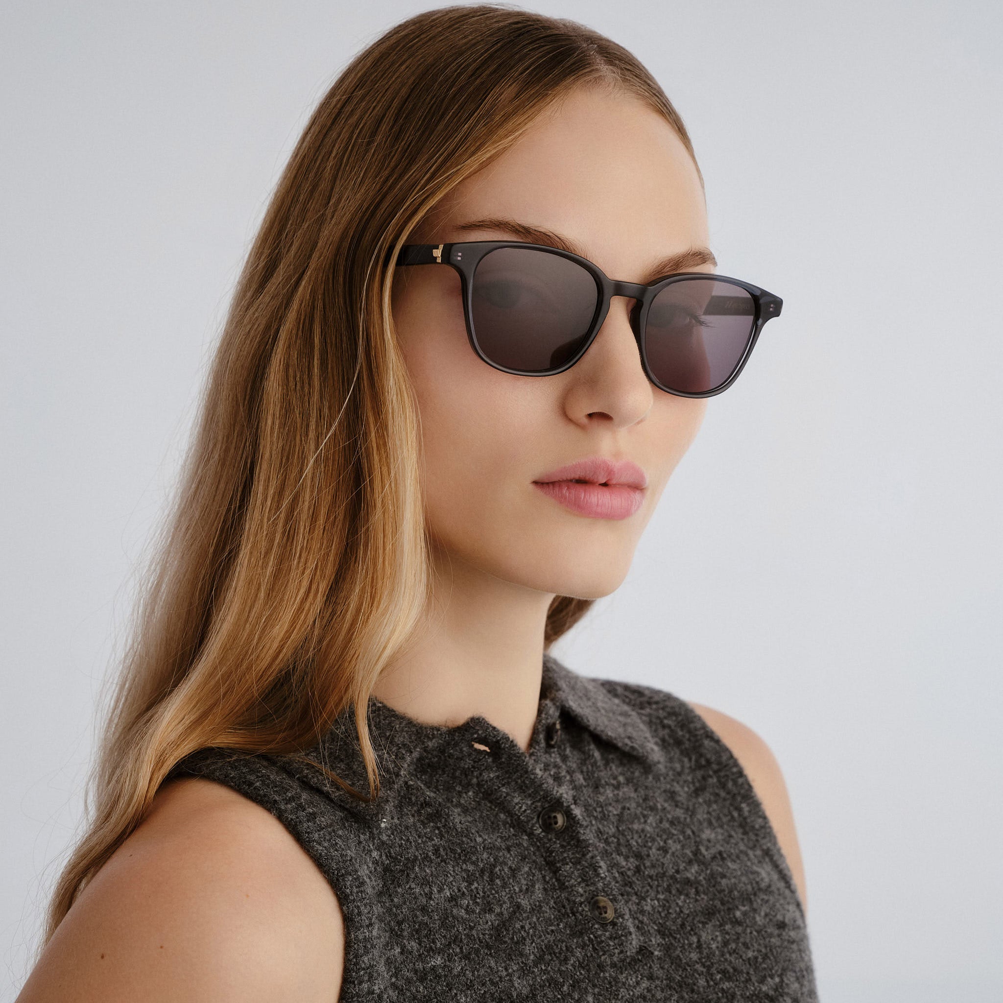 Le Specs Spectral 52 Charcoal Uni-Sex Round Sunglasses | Eyewear Index